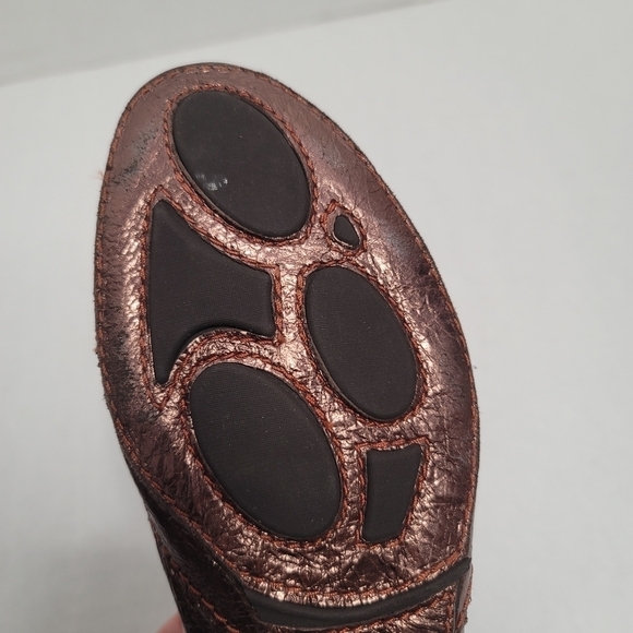 AllBlack Bronze Brown Leather Button Accent Art To Wear Slip On Shoe - Picture 8 of 9